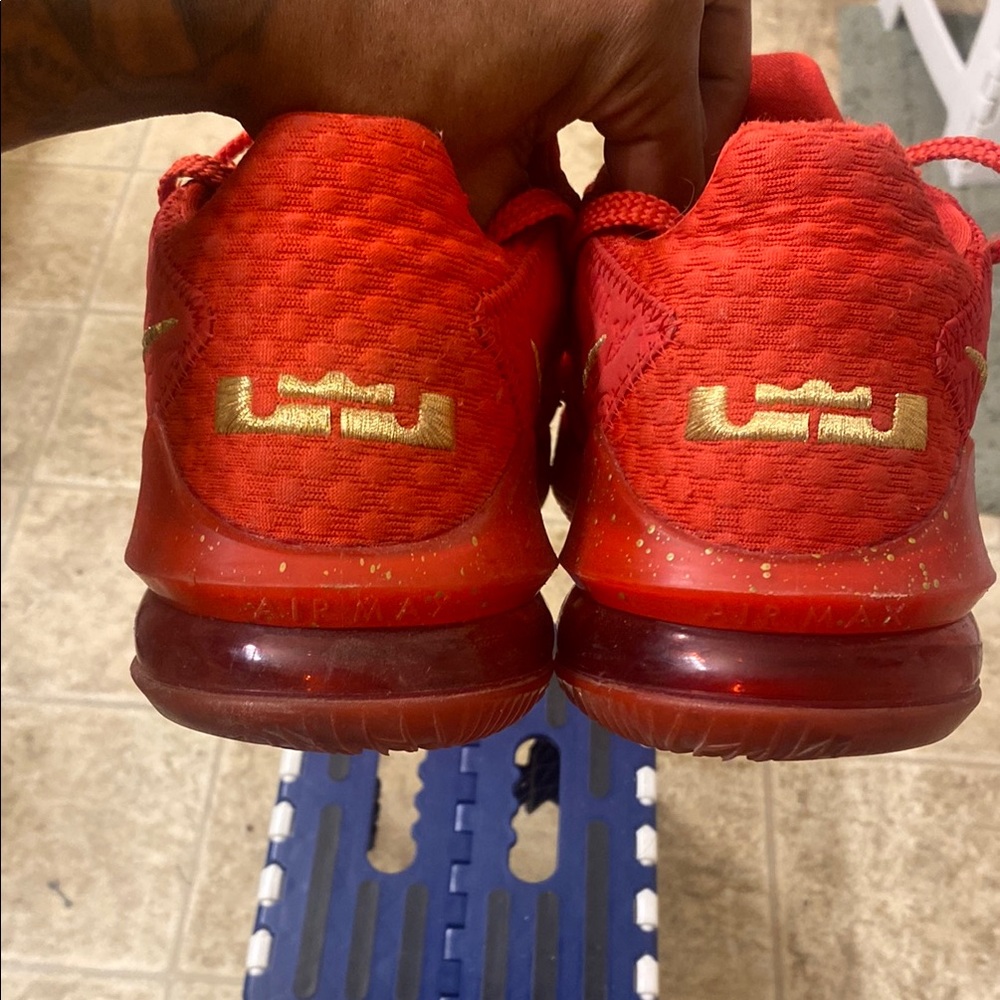 2020 Titan x LeBron 17 low agimat - Picture 4 of 7